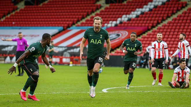 施瓦泽：澳超应该追赶亚洲联赛的水平；从五月休赛到十月是荒谬的（施瓦泽批评澳超：应赶上亚洲水平，5月至10月停赛不合常理）