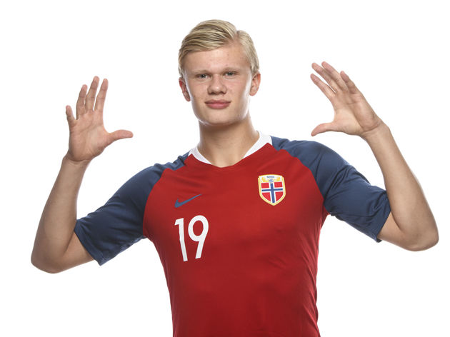 杜篮特连续得分，全队士气高涨（杜兰特连连取分，全队士气飙升）