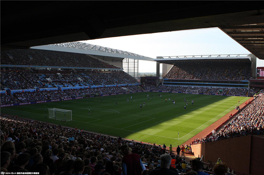 曼联中场组织力再次被质疑（曼联中场调度能力再遭质疑）