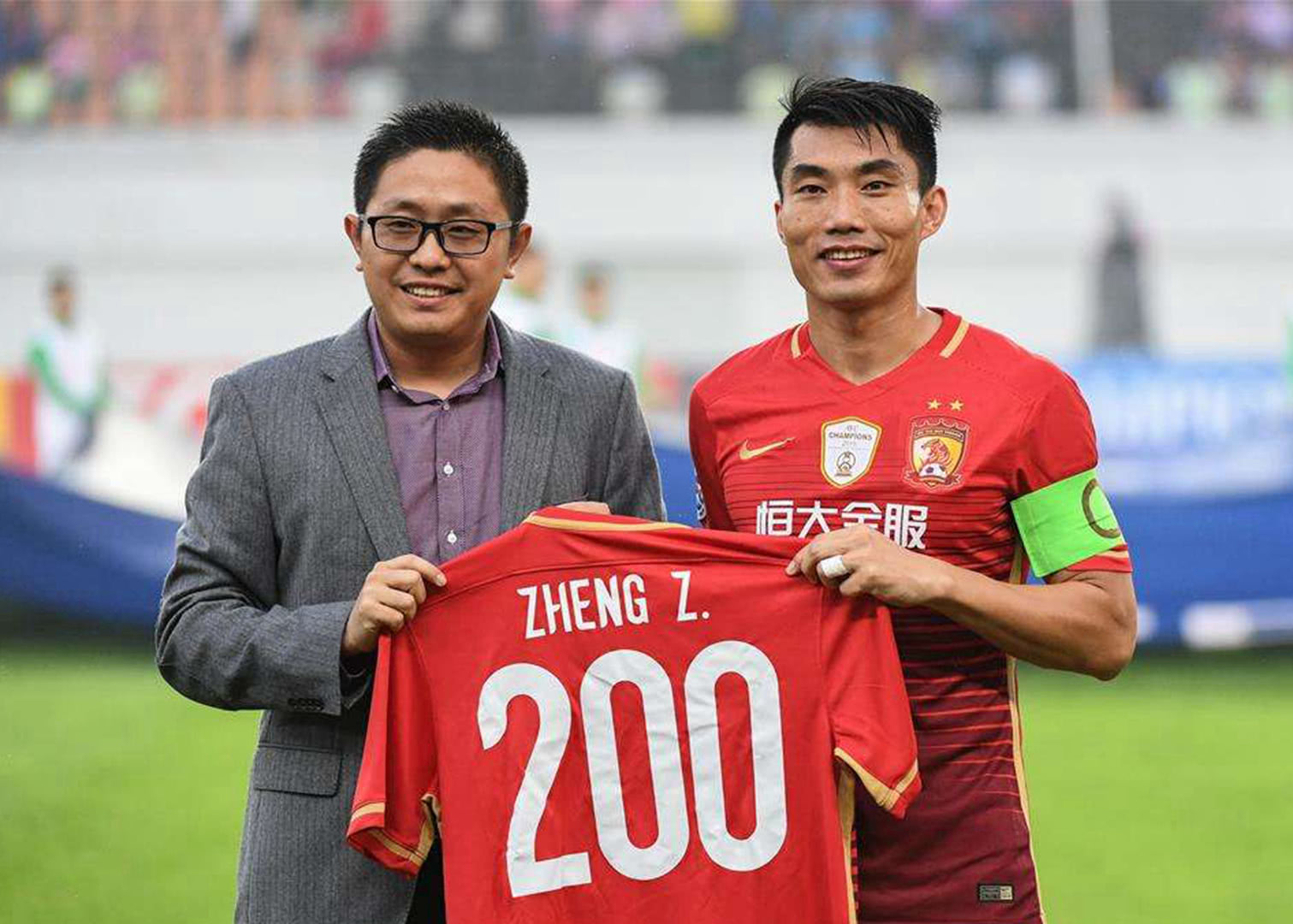 替补球员凯恩梅开三度 拜仁5‑0血洗斯图加特（凯恩替补戴帽，拜仁5-0大胜斯图加特）