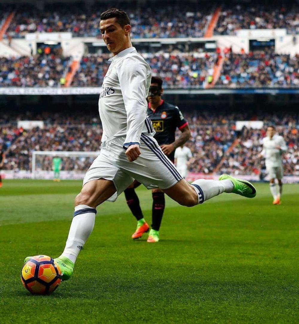 何塞·马里：亚马尔被换下就给队友脸色，这是缺乏担当的表现（何塞·马里批评亚马尔：被换下便对队友摆脸色，缺乏责任担当）