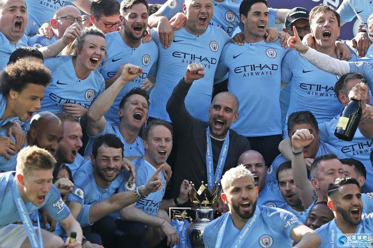 中国龙之队11周年球迷大会圆满举行 共赴山城之约（中国龙之队球迷11周年大会在山城圆满落幕）