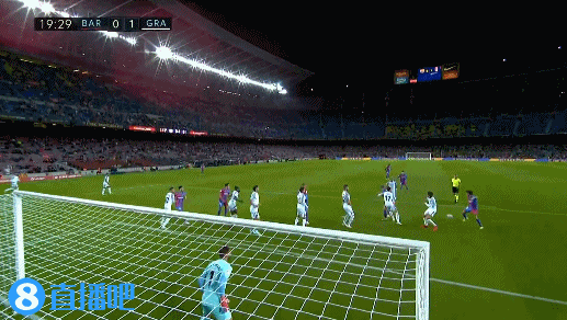 足球西甲主帅临场调整收获成效