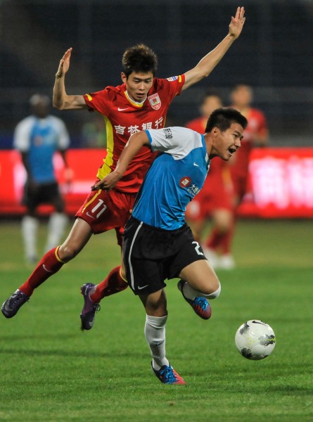 69球，希克追平贝尔巴托夫并列成为勒沃库森德甲外援第一射手（第69球！希克追平贝尔巴托夫，并列勒沃库森德甲外援射手榜第一）